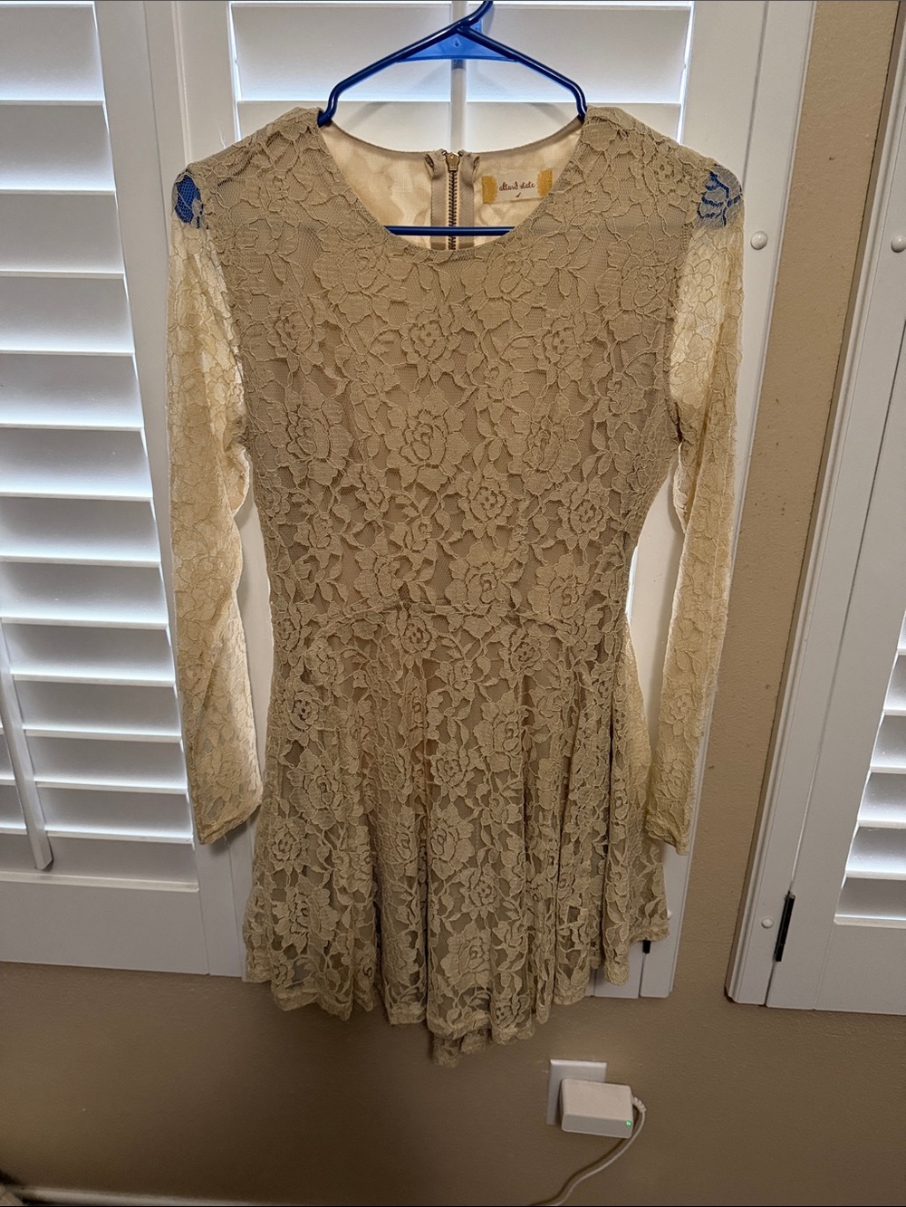 Women’s lace mini dress